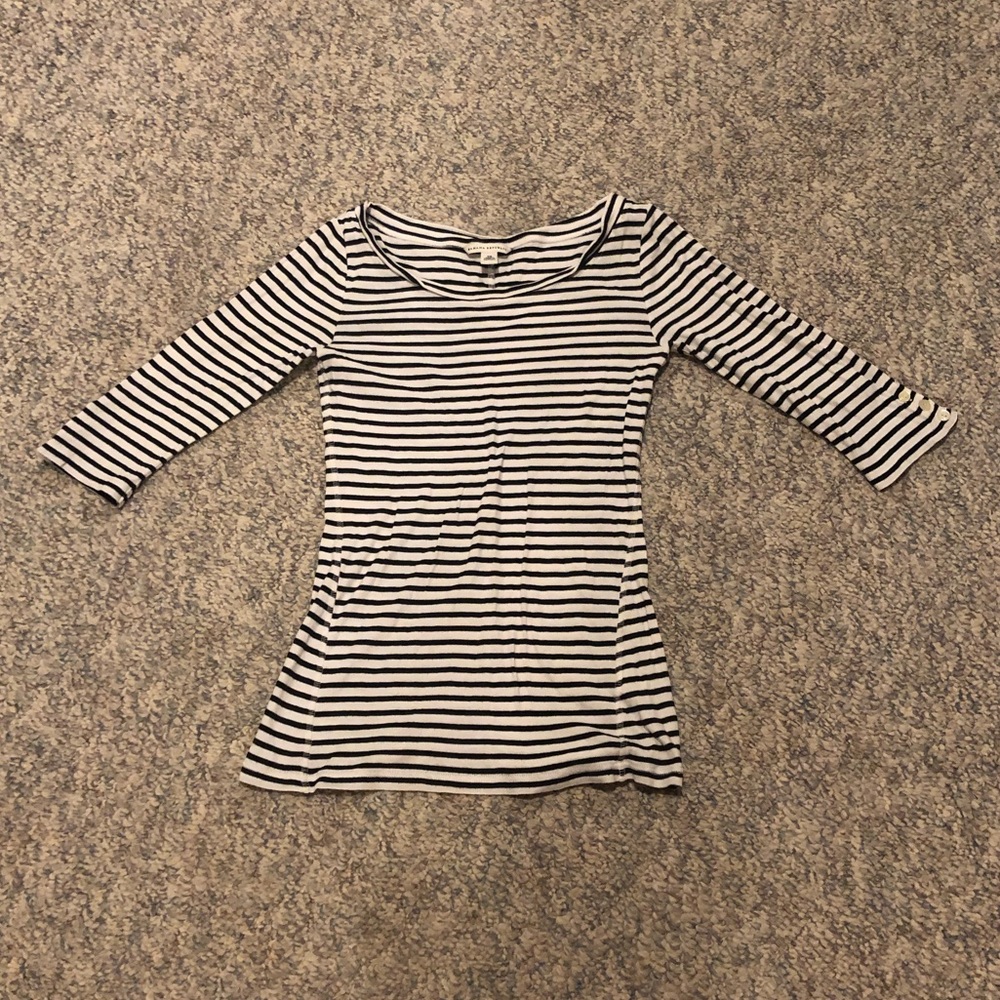 Banana republic white and black top.